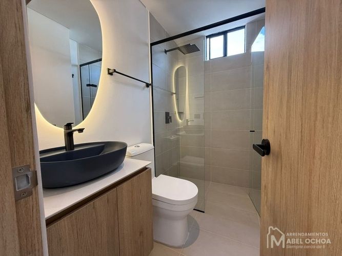 Apartamento de 3 alcobas en venta en Laureles, Medellín, 169 m² · foto 20 de 24