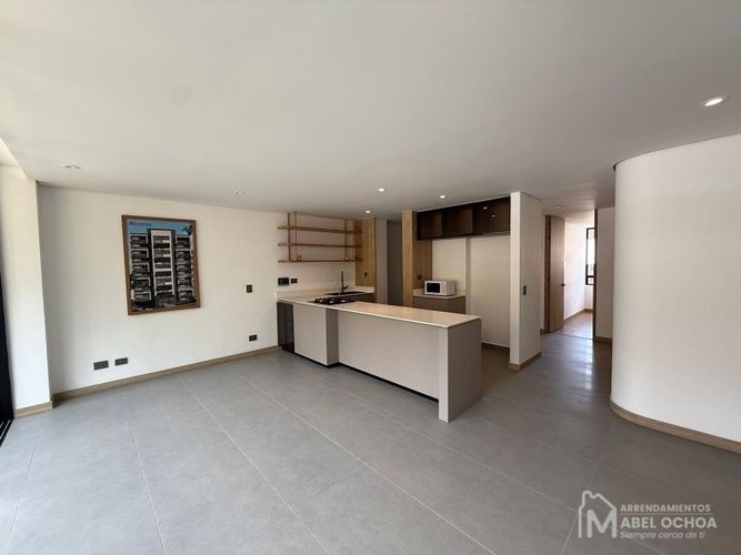 Apartamento de 3 alcobas en venta en Laureles, Medellín, 169 m² · foto 23 de 24