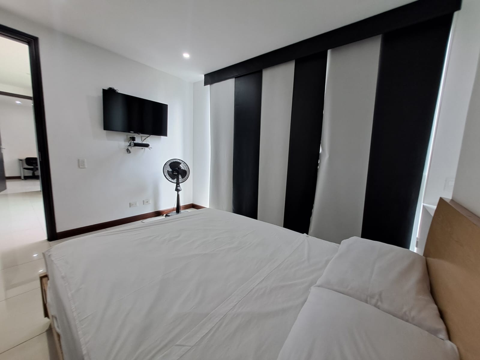 Apartamento en arriendo en Laureles, Medellín · foto 11 de 15
