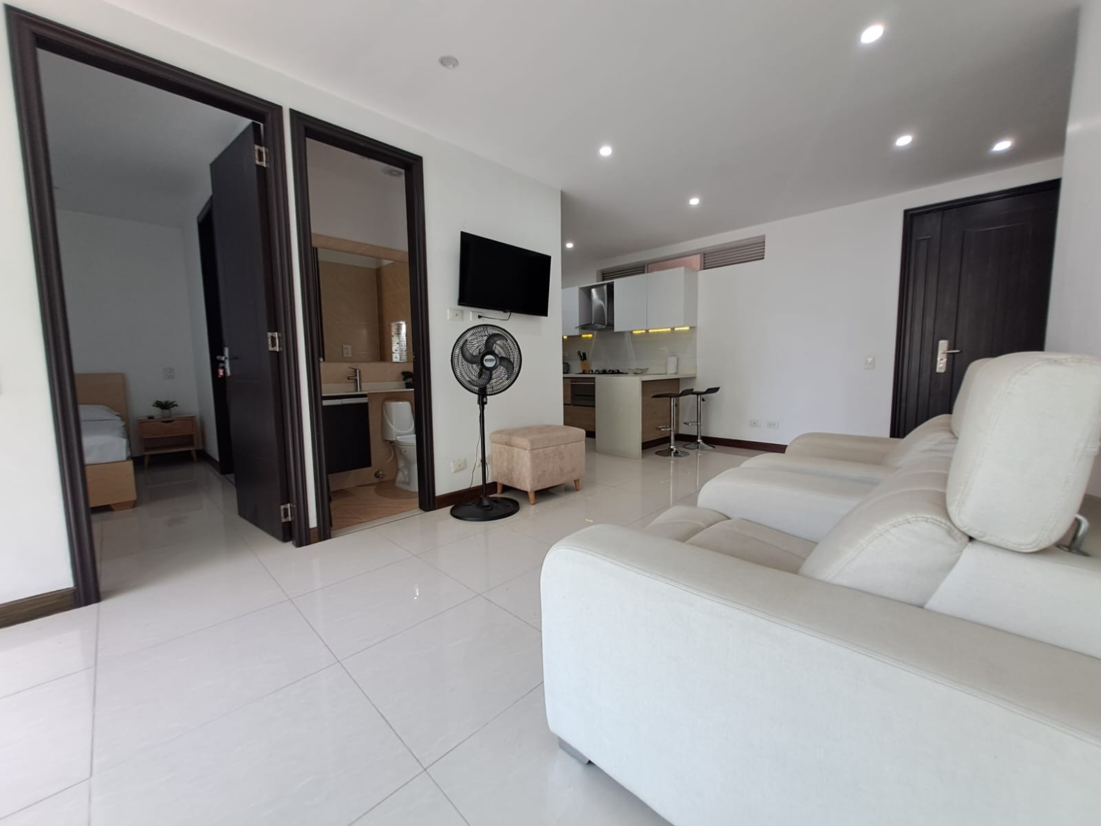 Apartamento en arriendo en Laureles, Medellín · foto 12 de 15