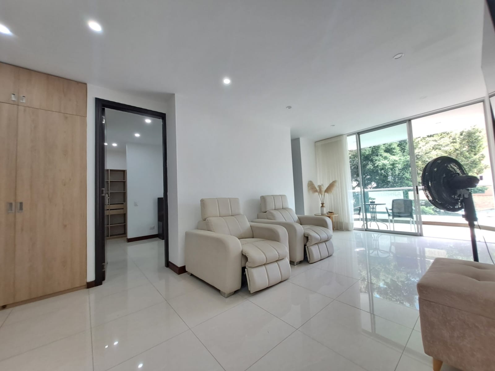 Apartamento en arriendo en Laureles, Medellín · foto 9 de 15