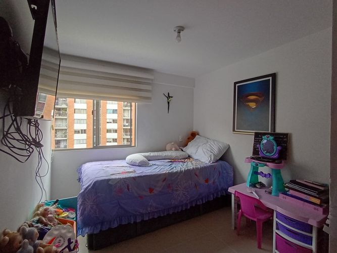 Apartamento de 2 alcobas en venta en La Castellana, Medellín, 78 m² · foto 15 de 18
