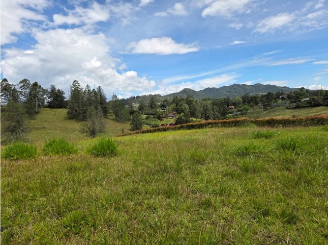 Lote en venta en El Porvenir, El Retiro, 1227 m² · foto 8 de 16