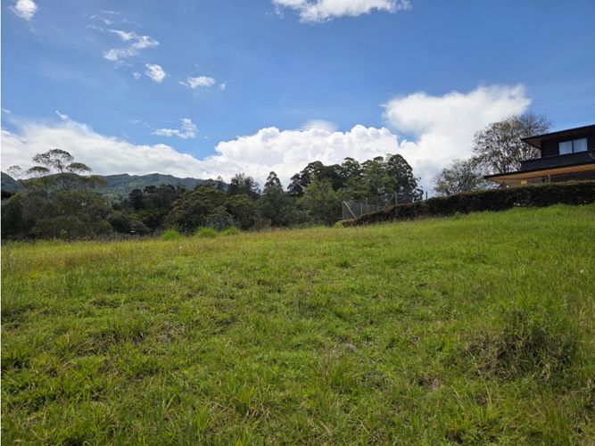Lote en venta en El Porvenir, El Retiro, 1227 m² · foto 10 de 16