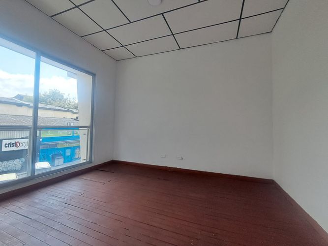 Casa en arriendo en Sector Plaza De Bolivar, Pereira, 240 m² · foto 5 de 10