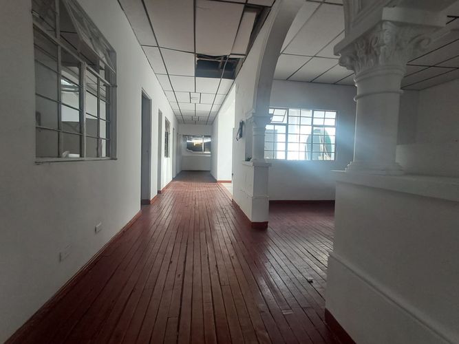 Casa en arriendo en Sector Plaza De Bolivar, Pereira, 240 m² · foto 6 de 10