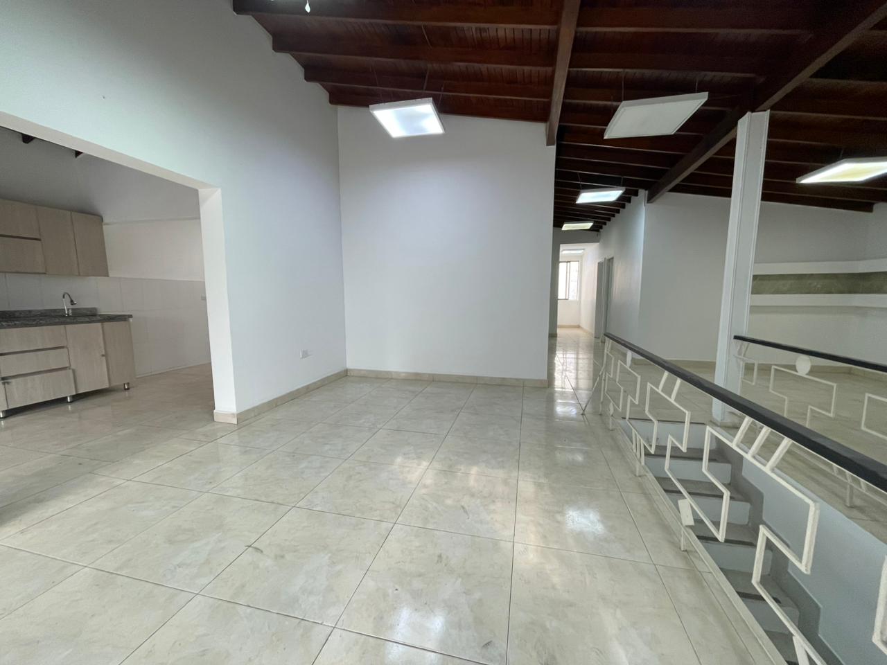Casa en arriendo en La Castellana, Medellín · foto 11 de 20