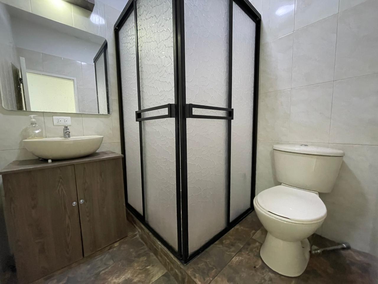 Casa en arriendo en La Castellana, Medellín · foto 14 de 20