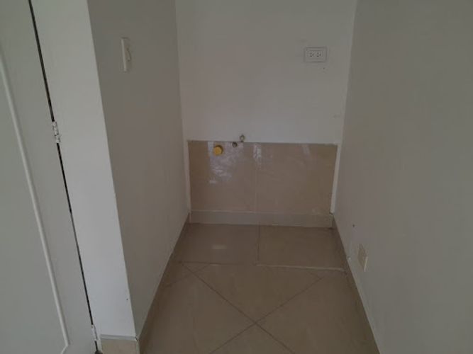 Local en arriendo en Laureles, Medellín, 19 m² · foto 11 de 12