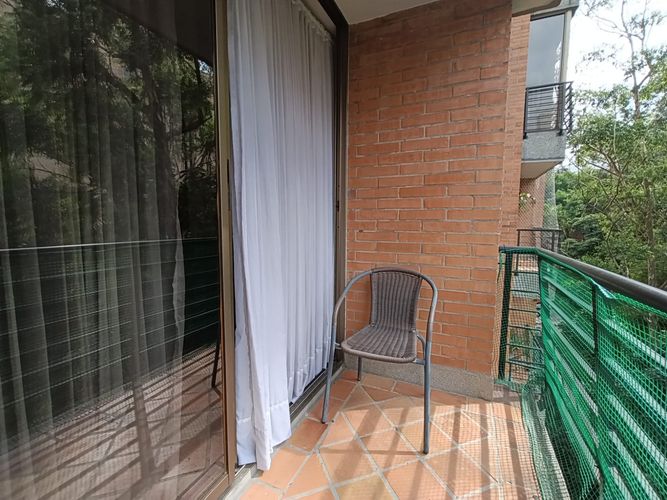 Apartamento de 2 alcobas en arriendo en El Poblado, Medellín, 65 m² · foto 2 de 12