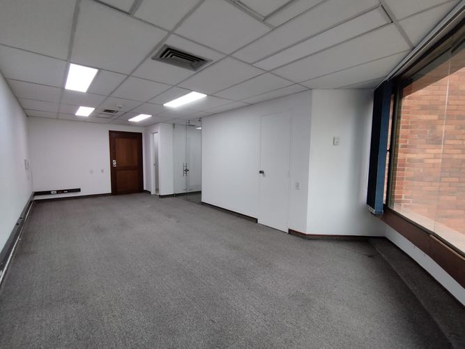 Oficina en arriendo en La Ceja, 42 m² · foto 4 de 9