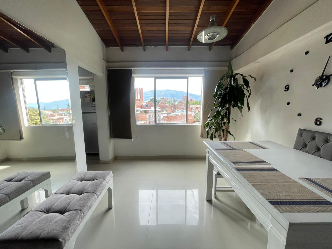 Apartamento en arriendo en Belén, Medellín · foto 3 de 11