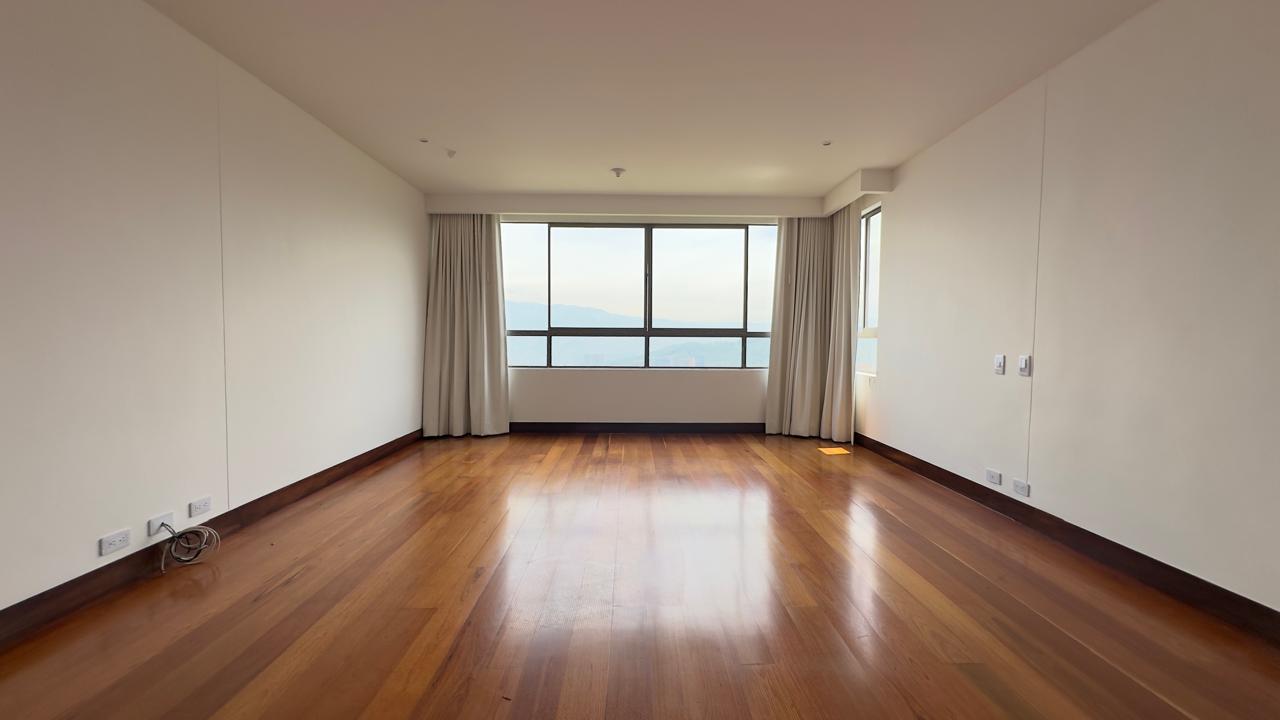 Apartamento en arriendo en El Poblado, Medellín · foto 12 de 19