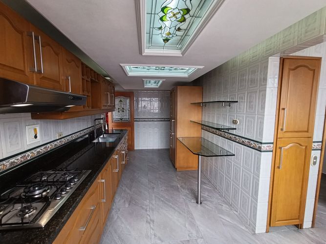Apartamento de 4 alcobas en arriendo en Lorena, Medellín, 148 m² · foto 2 de 20