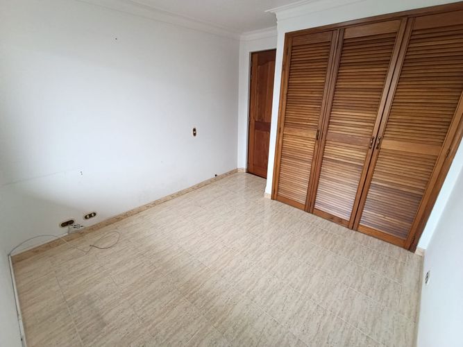 Apartamento de 4 alcobas en arriendo en Lorena, Medellín, 148 m² · foto 17 de 20