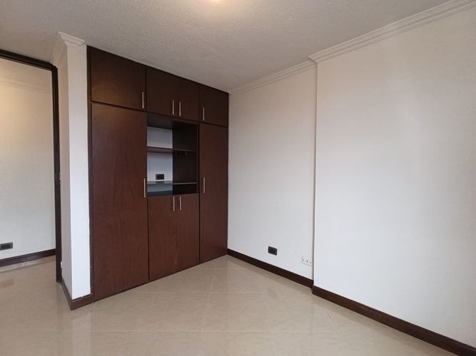 Apartamento de 3 alcobas en arriendo en Belén, Medellín, 85 m² · foto 7 de 18