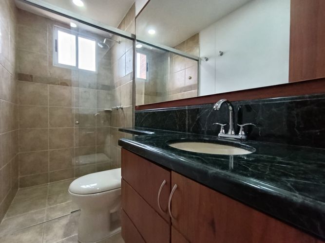 Apartamento de 3 alcobas en arriendo en Los Balsos, Medellín, 105 m² · foto 13 de 20
