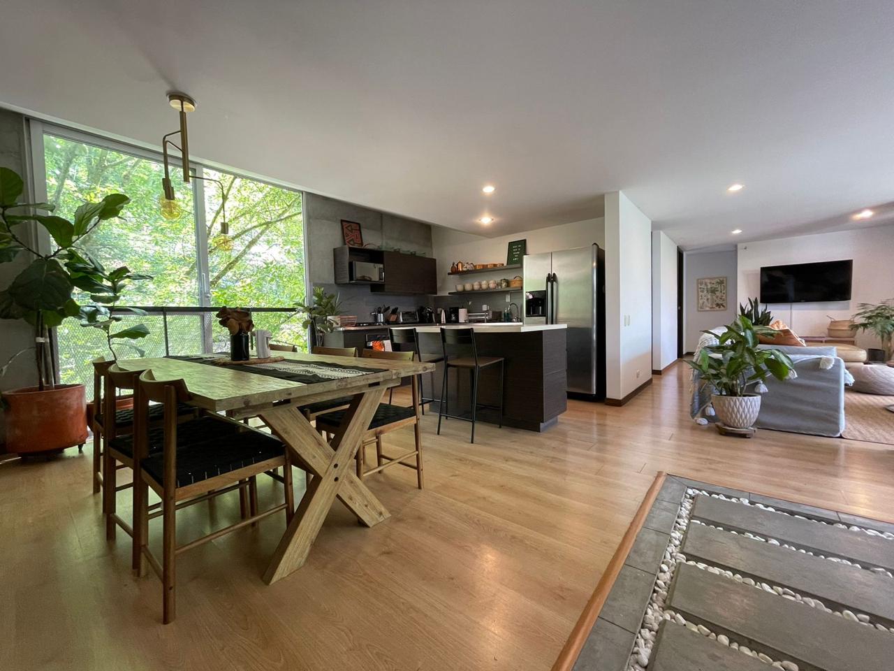 Apartamento en arriendo en El Poblado, Medellín · foto 3 de 15