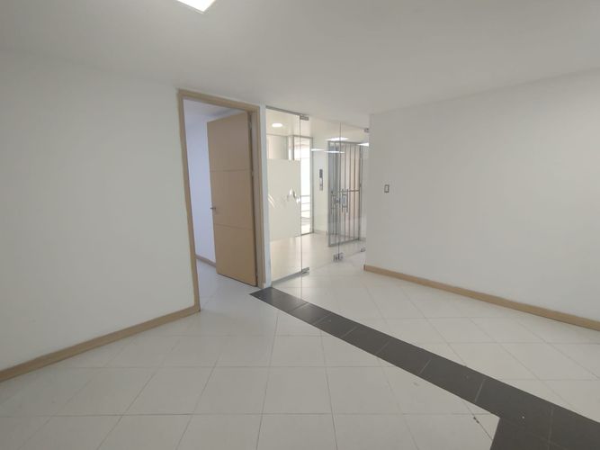 Local en arriendo en El Porvenir, Rionegro, 348 m² · foto 13 de 16
