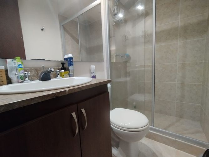 Apartamento de 3 alcobas en arriendo en Loma Del Esmeraldal, Envigado, 87 m² · foto 9 de 20