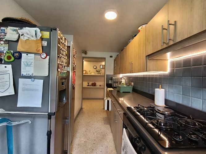 Apartamento de 3 alcobas en arriendo en Castropol, Medellín, 120 m² · foto 3 de 19