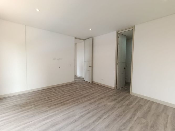 Apartamento de 1 alcoba en arriendo en El Poblado, Medellín, 65 m² · foto 13 de 17