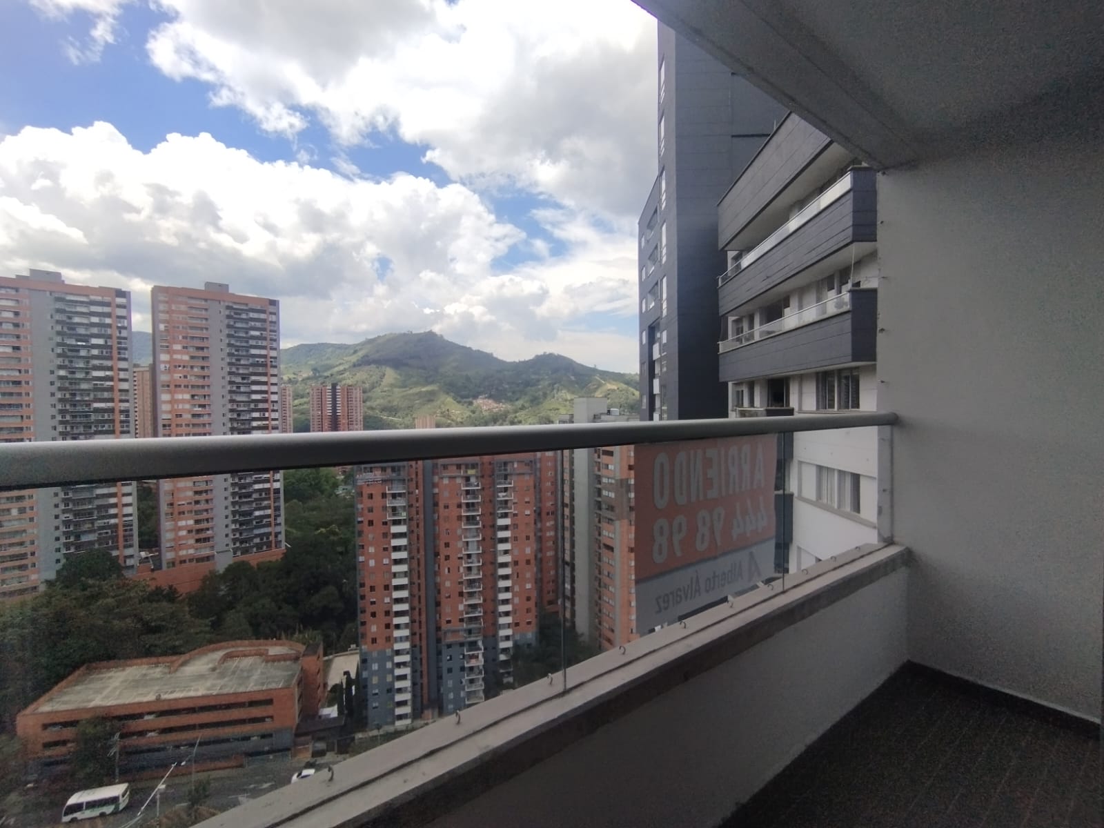 3BR Apartment in Suramerica (69 m²)