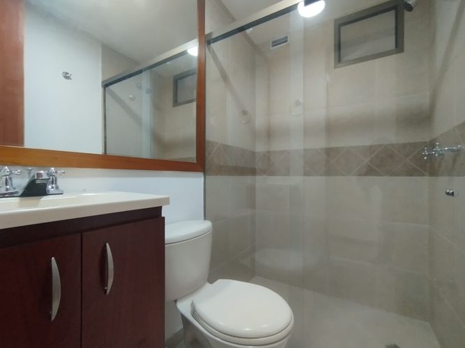 Apartamento de 3 alcobas en arriendo en El Diamante No. 2, Medellín, 128 m² · foto 3 de 20