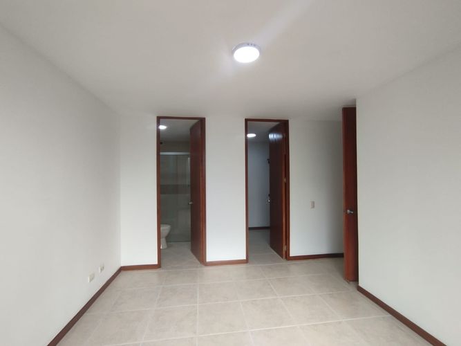 Apartamento de 3 alcobas en arriendo en El Diamante No. 2, Medellín, 128 m² · foto 8 de 20