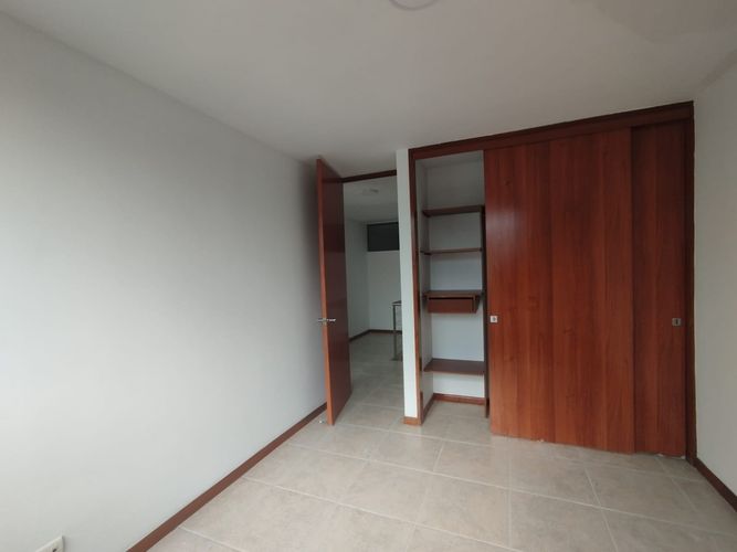 Apartamento de 3 alcobas en arriendo en El Diamante No. 2, Medellín, 128 m² · foto 13 de 20