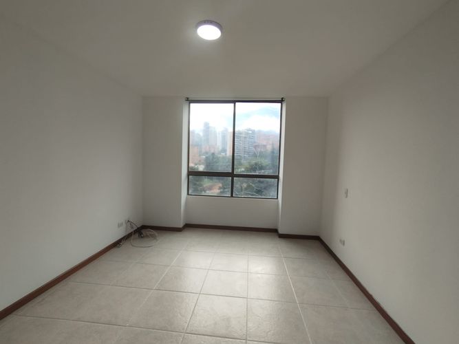 Apartamento de 3 alcobas en arriendo en El Diamante No. 2, Medellín, 128 m² · foto 17 de 20