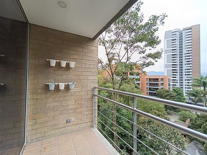 Apartamento de 1 alcoba en arriendo en El Poblado, Medellín, 86 m² · foto 11 de 19