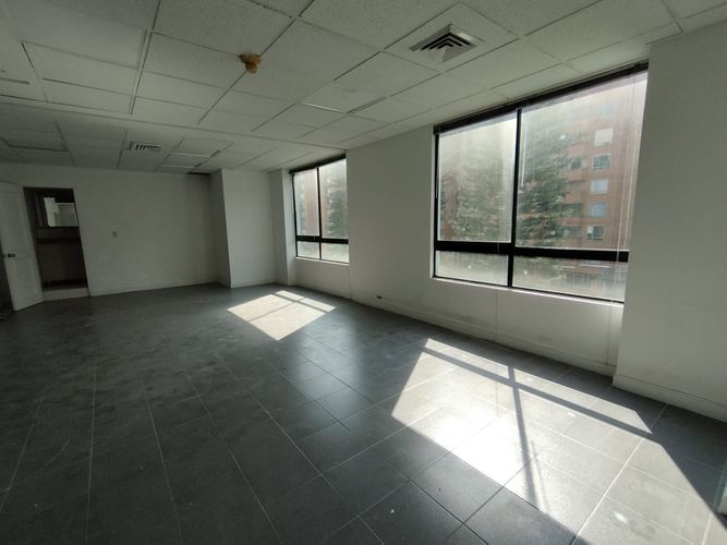 Oficina en arriendo en El Poblado, Medellín, 39 m² · foto 7 de 7