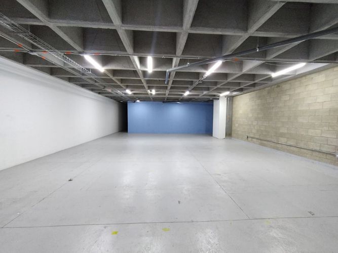 Bodega en arriendo en Suramérica, Itagüí, 331 m² · foto 7 de 10