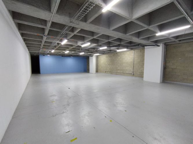 Bodega en arriendo en Suramérica, Itagüí, 331 m² · foto 9 de 10