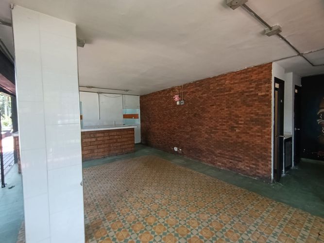 Local en arriendo en La Castellana, Medellín, 47 m² · foto 9 de 15