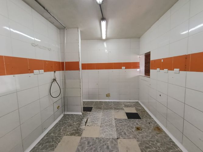 Local en arriendo en La Castellana, Medellín, 47 m² · foto 11 de 15