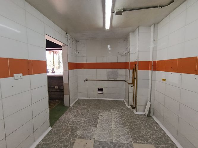 Local en arriendo en La Castellana, Medellín, 47 m² · foto 13 de 15