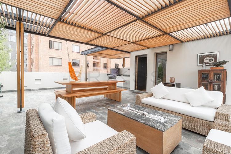 Casa de 3 alcobas en venta en El Nogal, Bogotá, 500 m² · foto 14 de 24