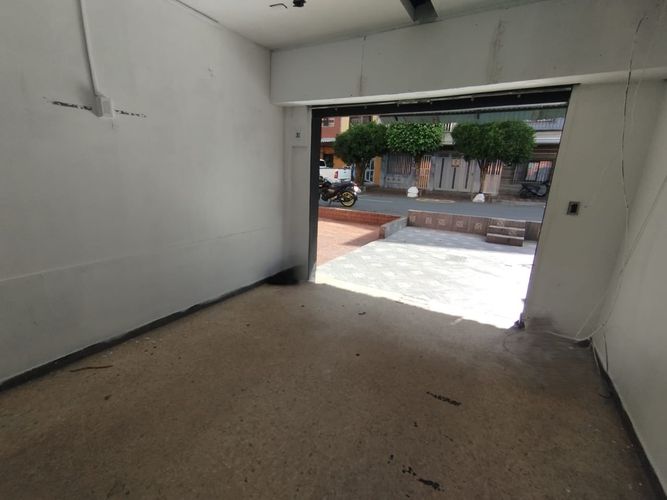 Local en arriendo en Gran Avenida, Bello, 30 m² · foto 5 de 13