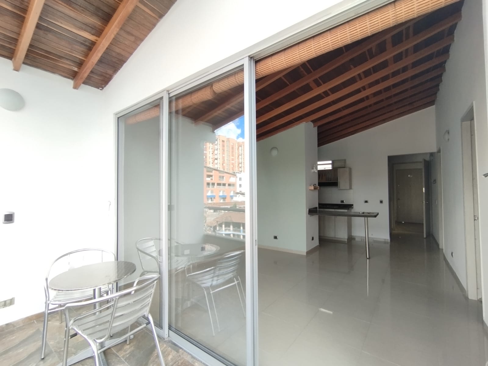 1BR Apartment in La florida (70 m²)