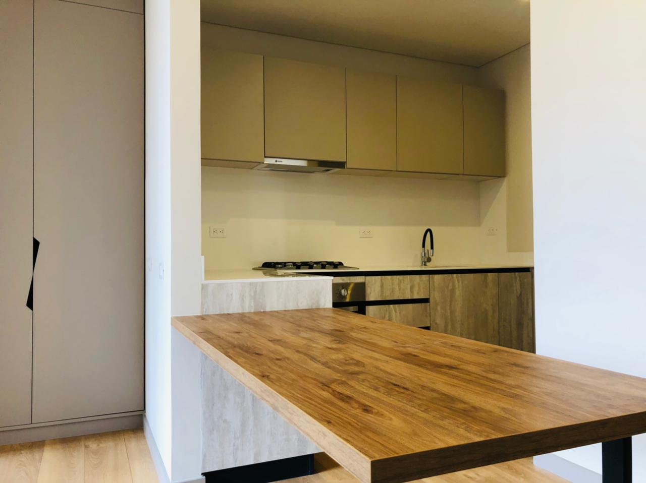 Apartamento en arriendo en Santa Barbara, Bogotá · foto 6 de 15