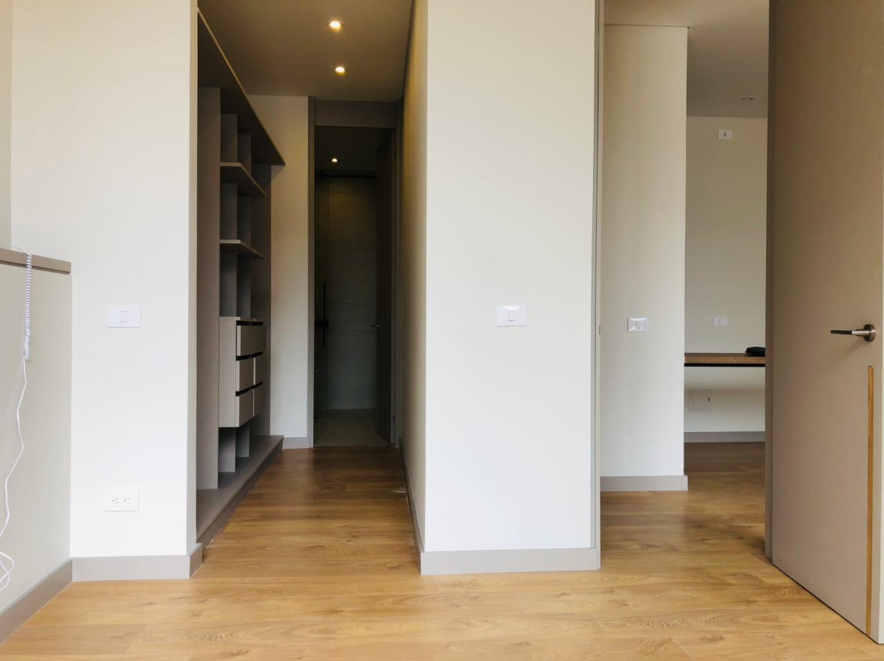 Apartamento en arriendo en Santa Barbara, Bogotá · foto 12 de 15