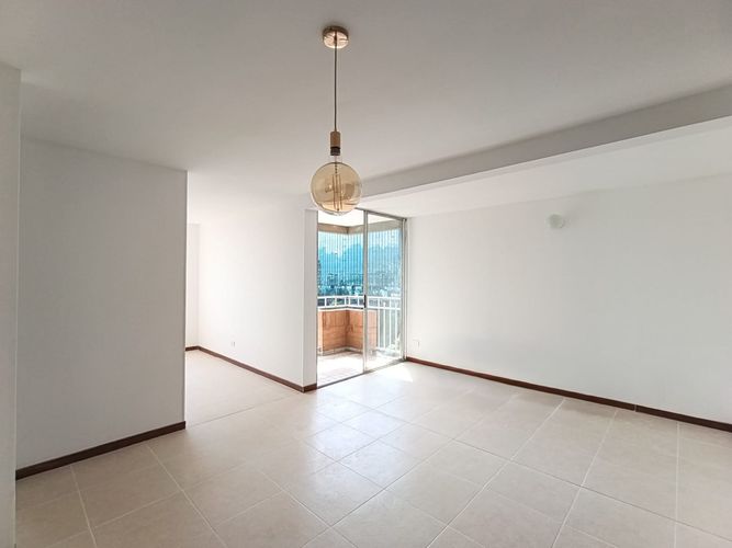 Apartamento de 2 alcobas en arriendo en El Poblado, Medellín, 70 m² · foto 3 de 17