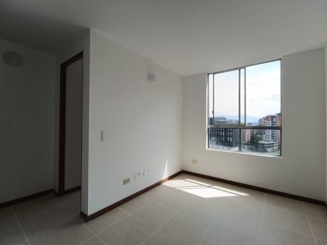 Apartamento de 2 alcobas en arriendo en El Poblado, Medellín, 70 m² · foto 10 de 17