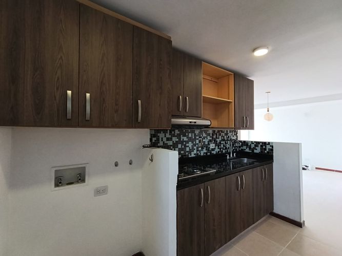 Apartamento de 2 alcobas en arriendo en El Poblado, Medellín, 70 m² · foto 16 de 17