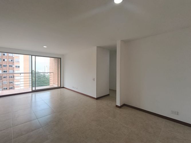 Apartamento de 3 alcobas en arriendo en El Poblado, Medellín, 90 m² · foto 3 de 20