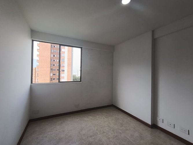 Apartamento de 3 alcobas en arriendo en El Poblado, Medellín, 90 m² · foto 14 de 20