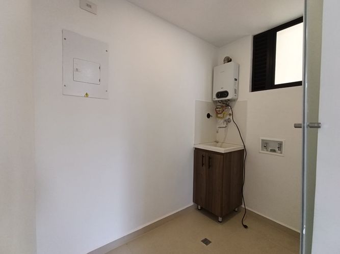 Apartamento de 3 alcobas en arriendo en Rionegro, 73 m² · foto 4 de 14