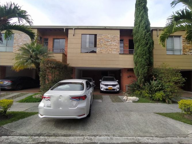 Casa de 4 alcobas en arriendo en Canto De Luna, Envigado, 200 m² · foto 20 de 20